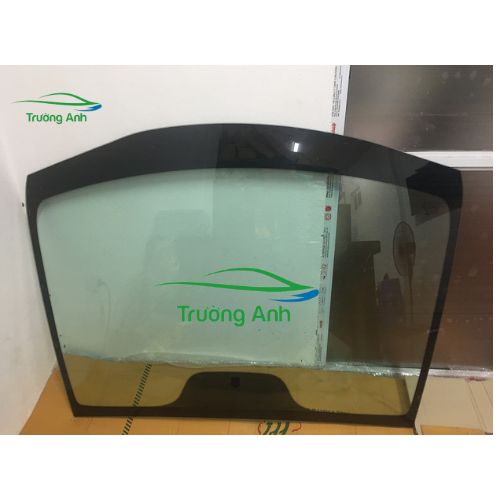 Kính chắn gió sau xe i10 đời 2014-2020